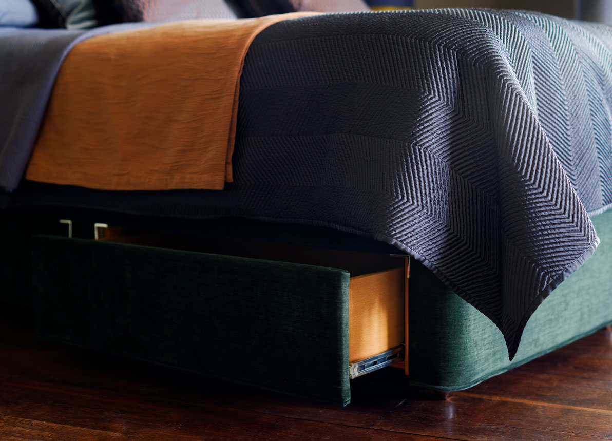 Hypnos Winter Sale Image 6